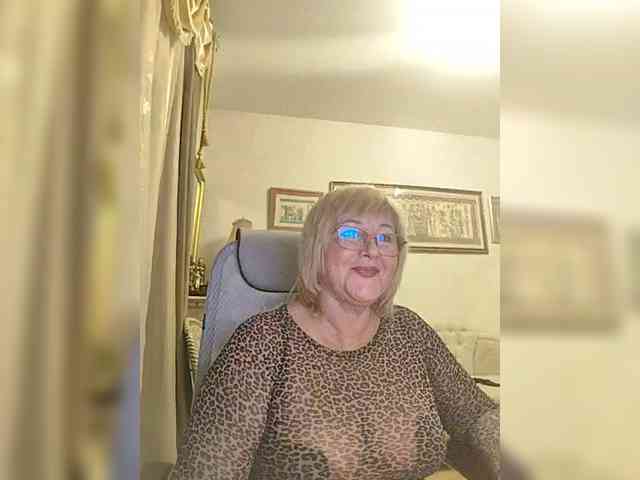 KarinkaSweet Live Webcam on BongaCams