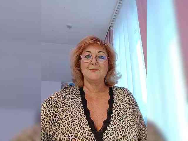 KarinkaSweet webcam