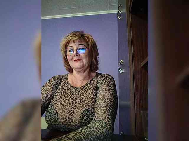 KarinkaSweet webcam