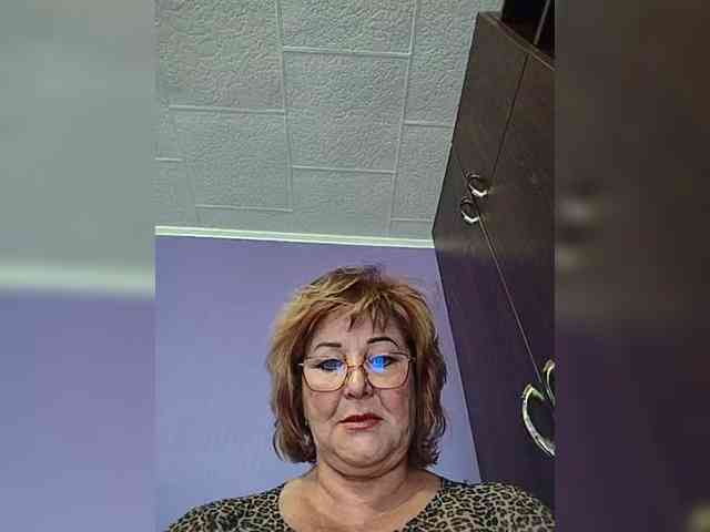 KarinkaSweet webcam