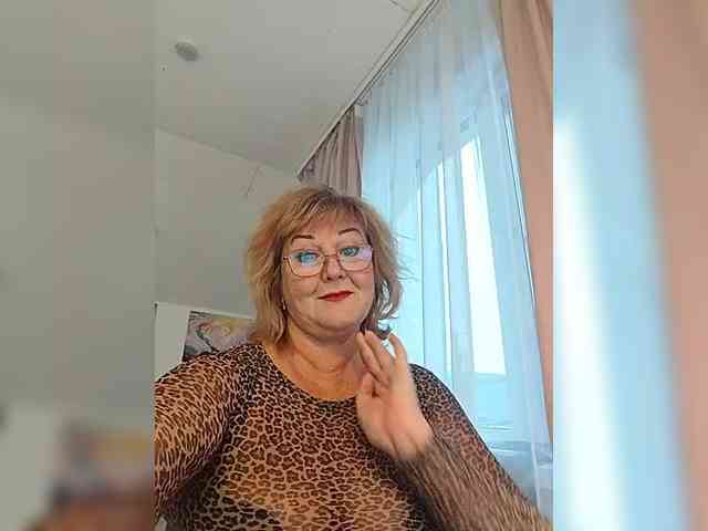 KarinkaSweet webcam