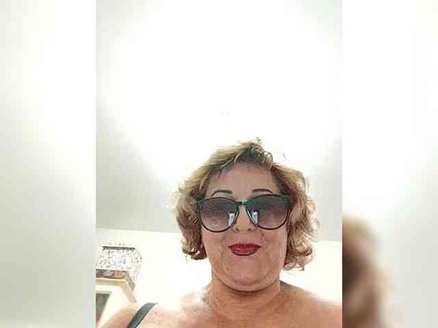 KarinkaSweet webcam