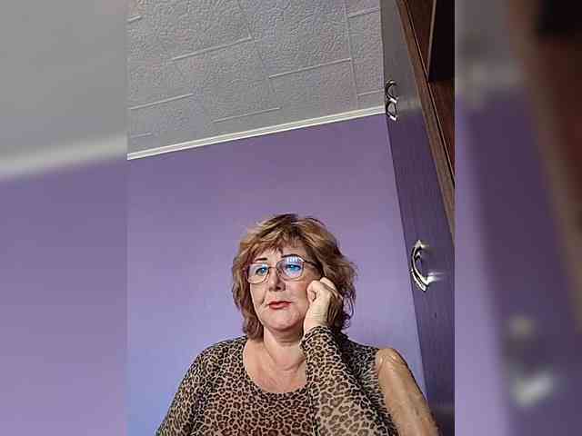 KarinkaSweet webcam