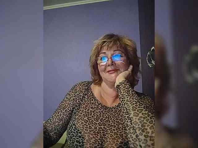 KarinkaSweet webcam