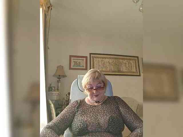 KarinkaSweet KarinkaSweet