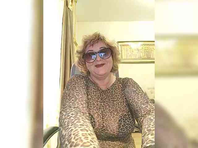 KarinkaSweet webcam