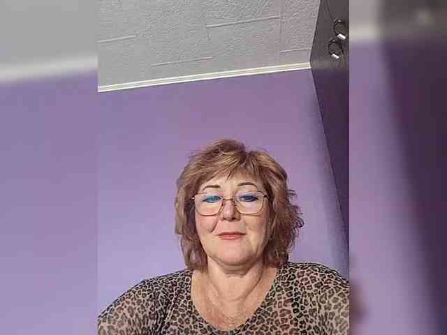 KarinkaSweet webcam