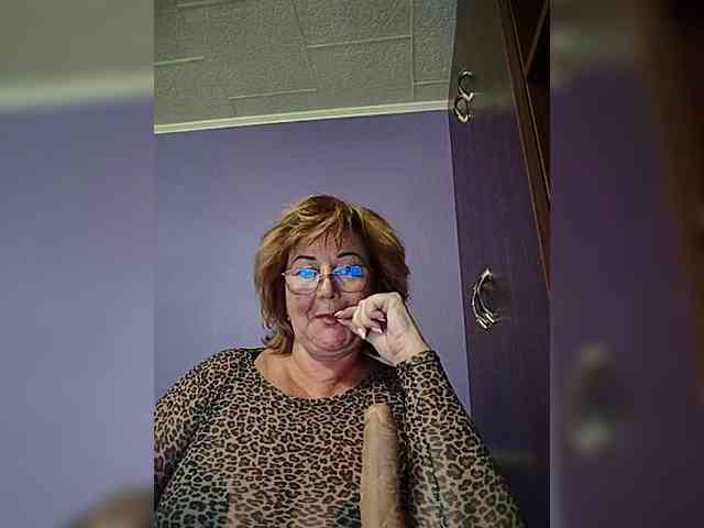 KarinkaSweet webcam