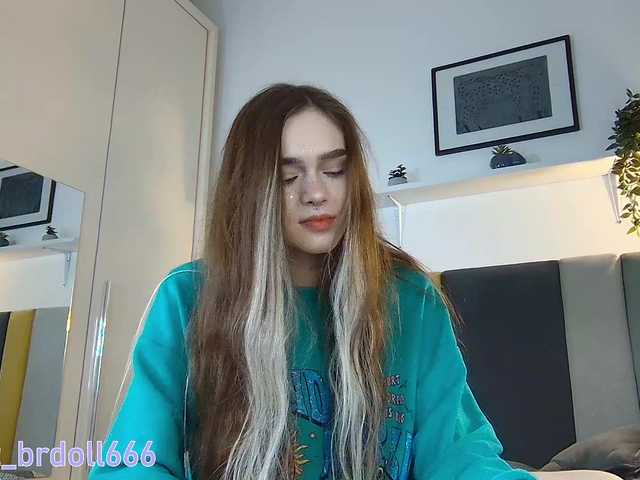 BrokenDoll666's BongaCams show and profile