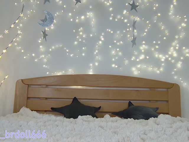 BrokenDoll666's BongaCams show and profile