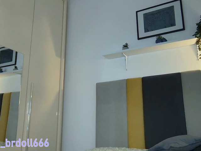 BrokenDoll666's BongaCams show and profile