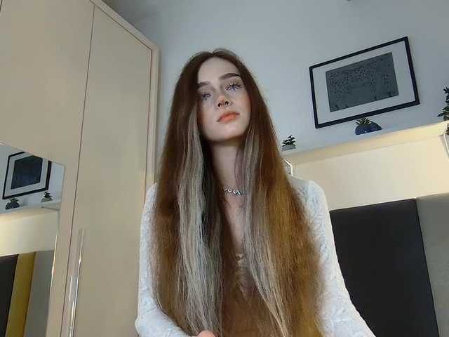 BrokenDoll666's BongaCams show and profile