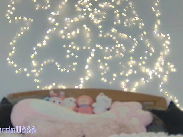 BrokenDoll666 from BongaCams is Freechat