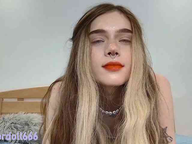 Модель: BrokenDoll666