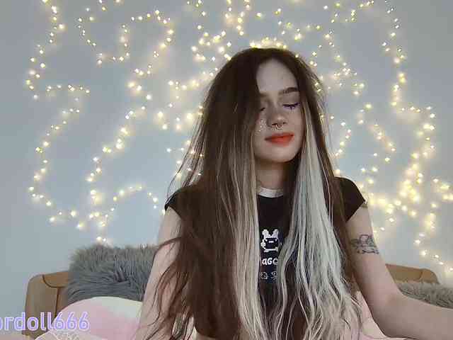 BrokenDoll666 BrokenDoll666