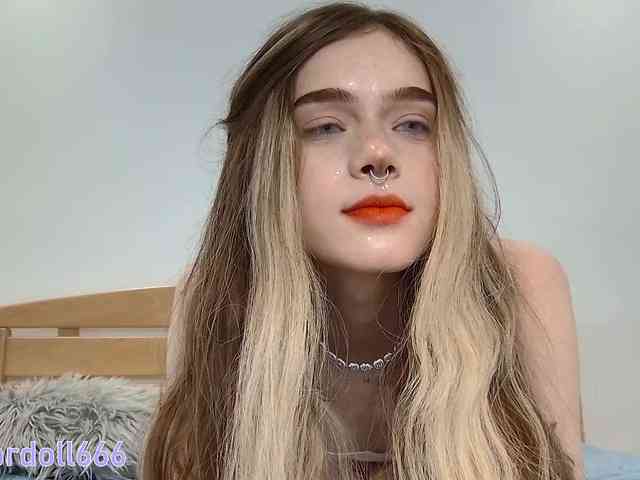 roleplay chat room BrokenDoll666