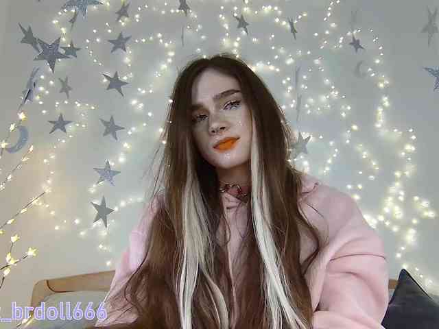 BrokenDoll666 Live Webcam on BongaCams
