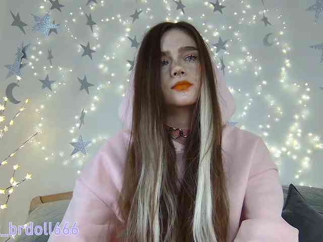 BrokenDoll666 Live Webcam on BongaCams