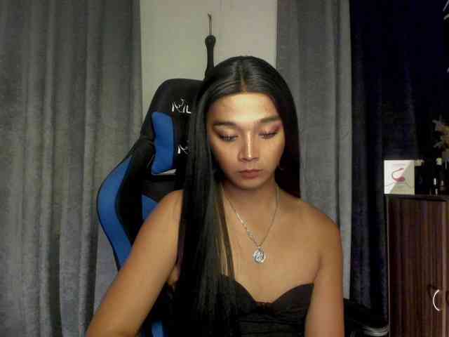 TrinityFucksYou Live Webcam on BongaCams