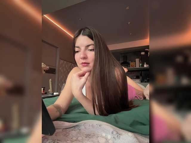 Sex chat gratuit in direct cu -Saharochek- pe BongaCams