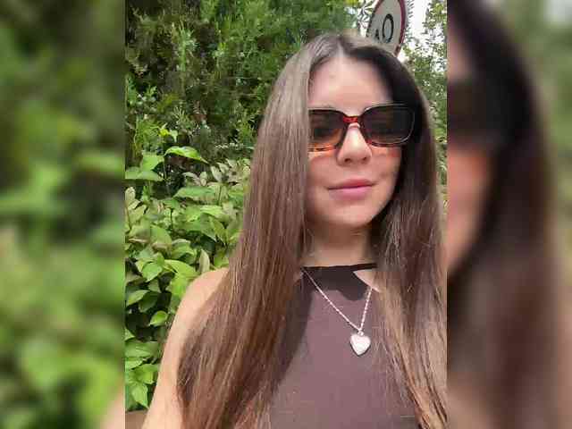 adult cam chat -Saharochek-