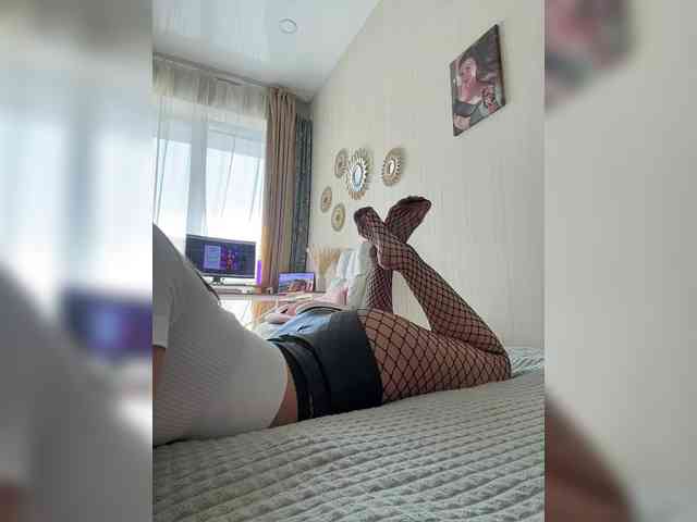 -Saharochek- Live Webcam on BongaCams