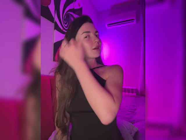 -Saharochek- Live Webcam on BongaCams
