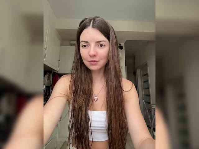 sex cam live -Saharochek-
