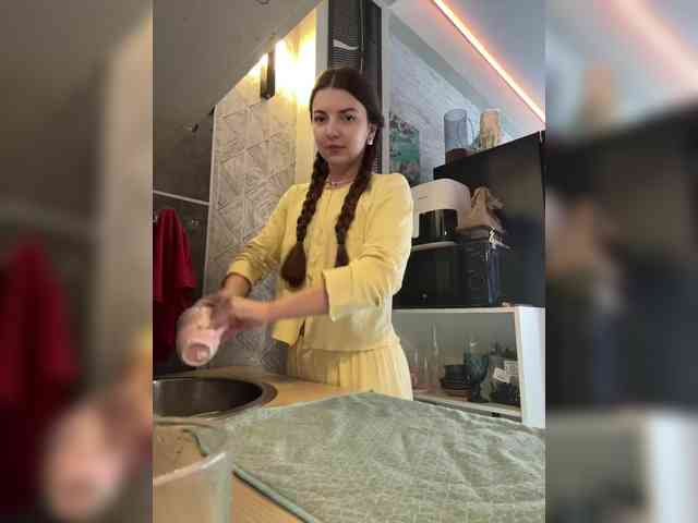 -Saharochek- Live Webcam on BongaCams