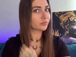 WILDGIRL Porn Show