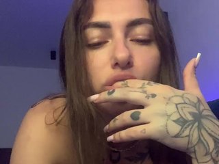 WILDGIRL Porn Show