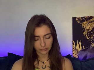 WILDGIRL Porn Show