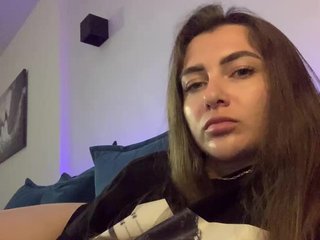 WILDGIRL Porn Show