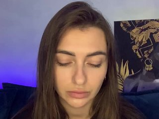WILDGIRL Porn Show
