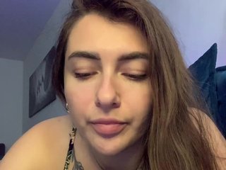 WILDGIRL Porn Show
