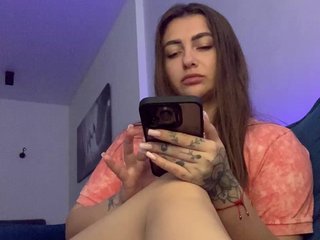 WILDGIRL Porn Show