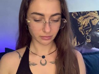 WILDGIRL Porn Show