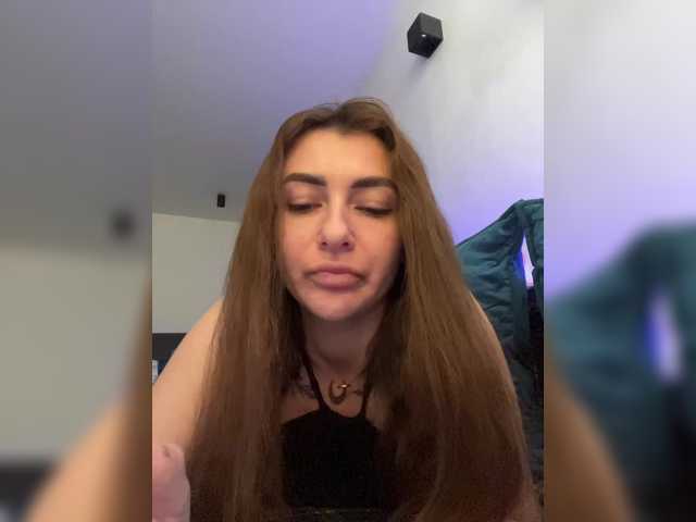 WILDGIRL's BongaCams show and profile