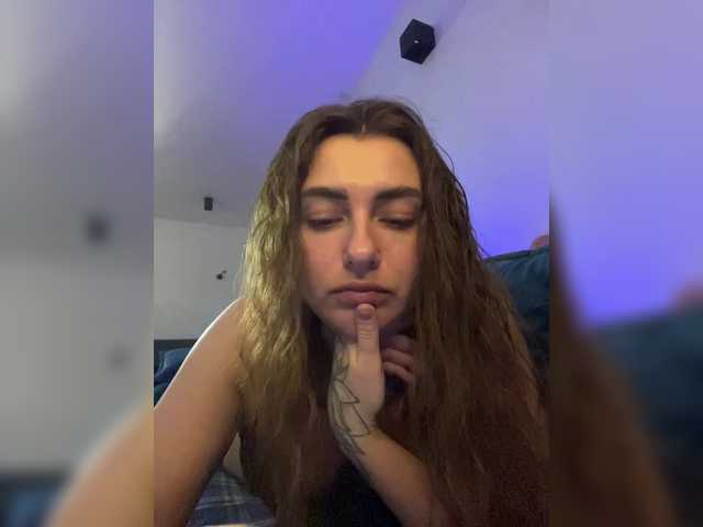 WILDGIRL's BongaCams show and profile