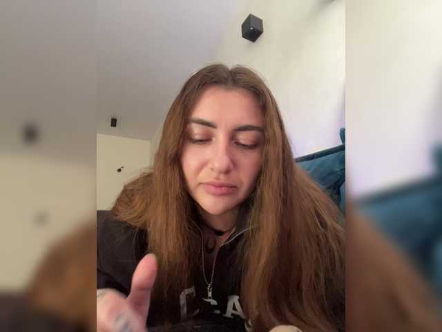 WILDGIRL's BongaCams show and profile