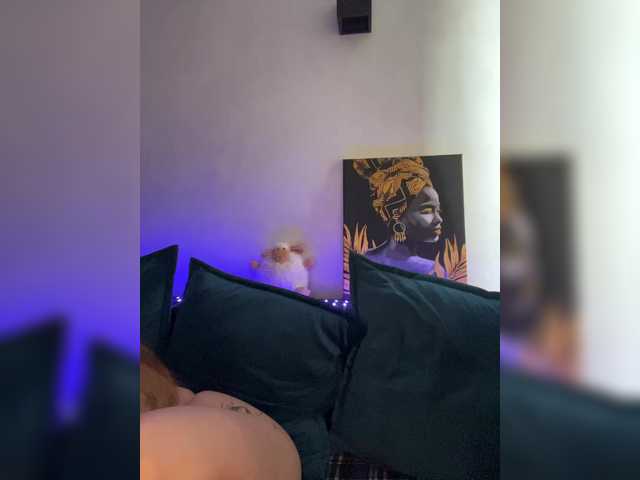 WILDGIRL's BongaCams show and profile