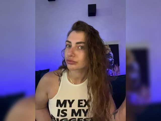 WILDGIRL's BongaCams show and profile