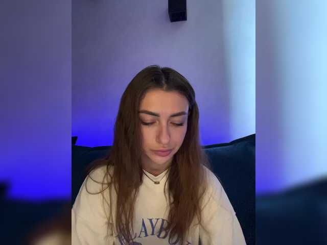 WILDGIRL's BongaCams show and profile