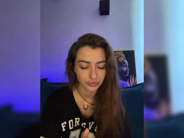 WILDGIRL's BongaCams show and profile