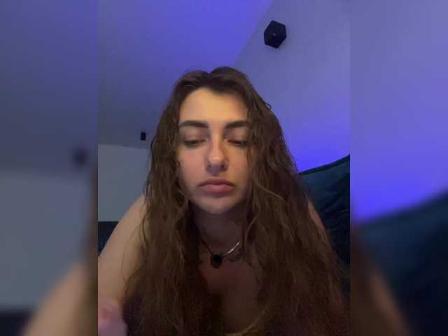 WILDGIRL's BongaCams show and profile