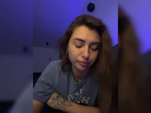 WILDGIRL's BongaCams show and profile