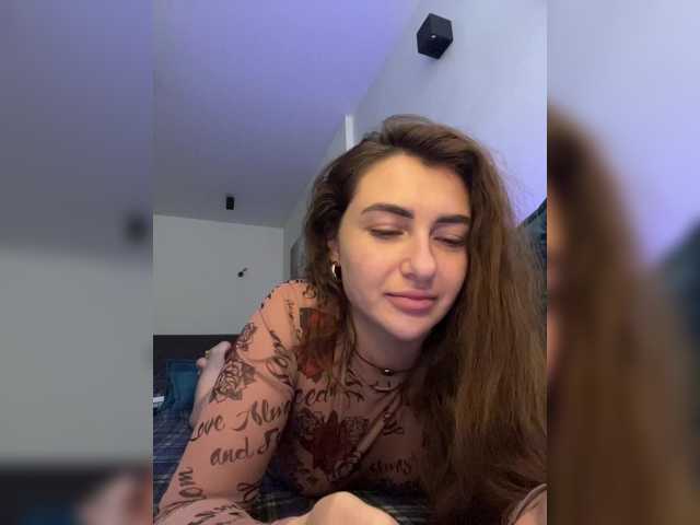 WILDGIRL's BongaCams show and profile