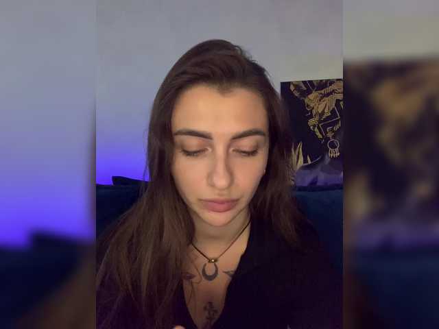  WILDGIRL chat room