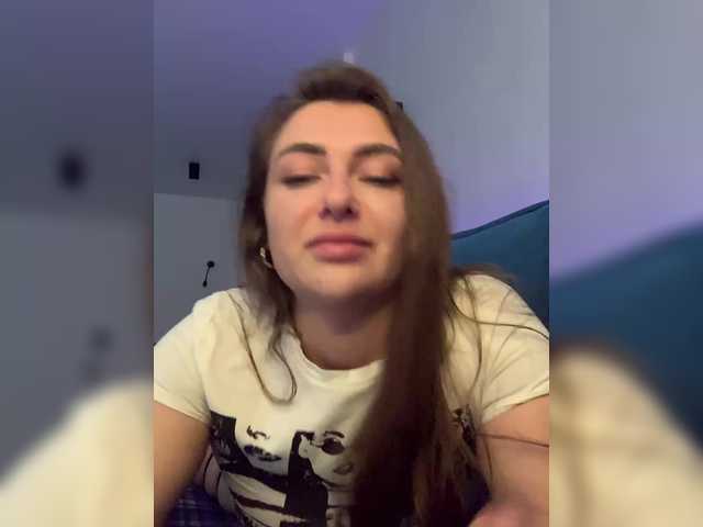  WILDGIRL chat room