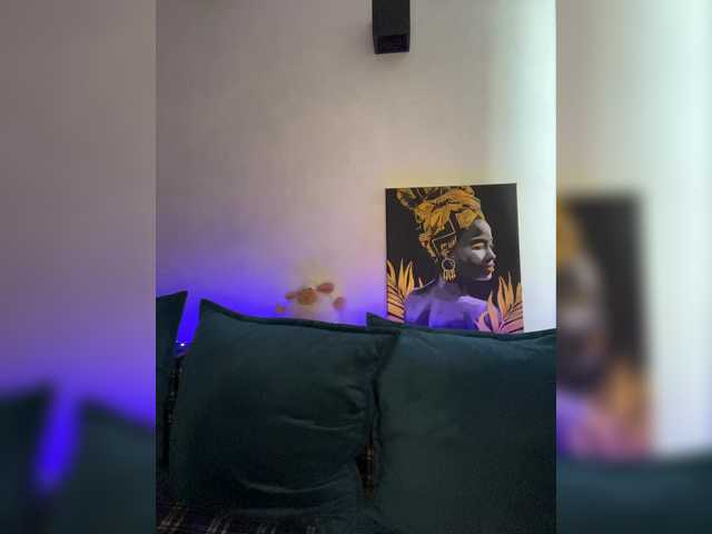 WILDGIRL's BongaCams show and profile